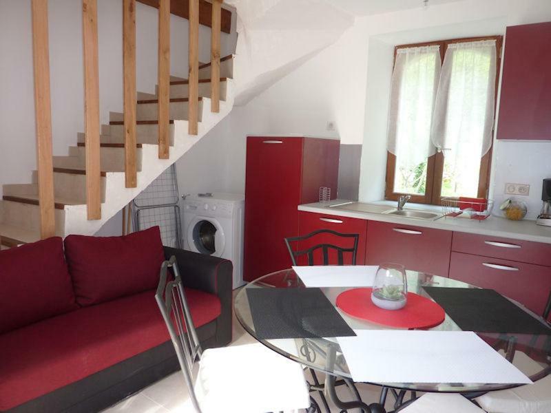 La Petite Maison D'Arnal Sainte-Énimie Exteriör bild