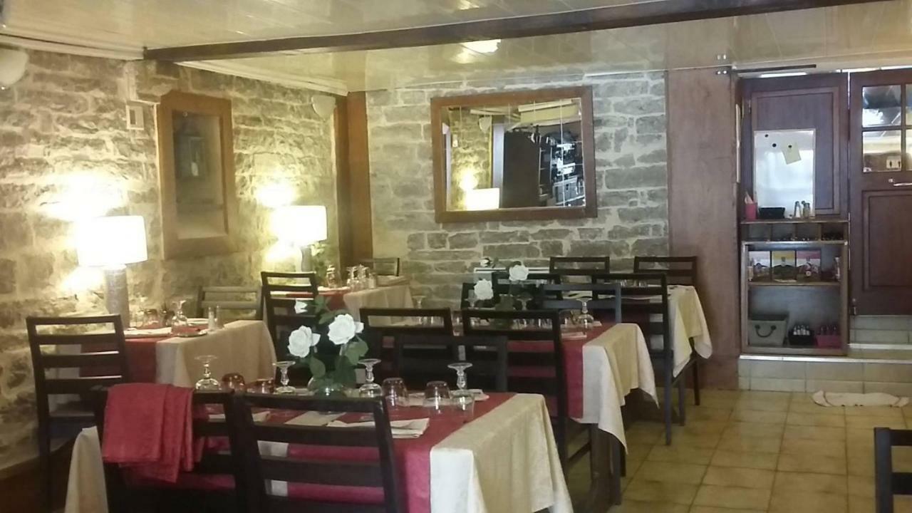 La Petite Maison D'Arnal Sainte-Énimie Exteriör bild